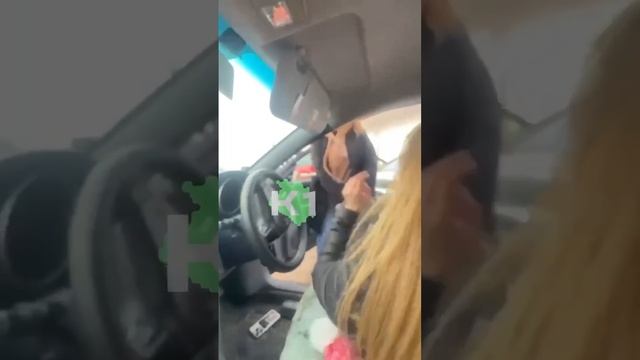 В Краснодаре две женщины устроили драку из-за парковки.