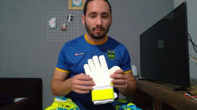 REVIEW - LUVA DE GOLEIRO UHLSPORT SOFT/RADAR
