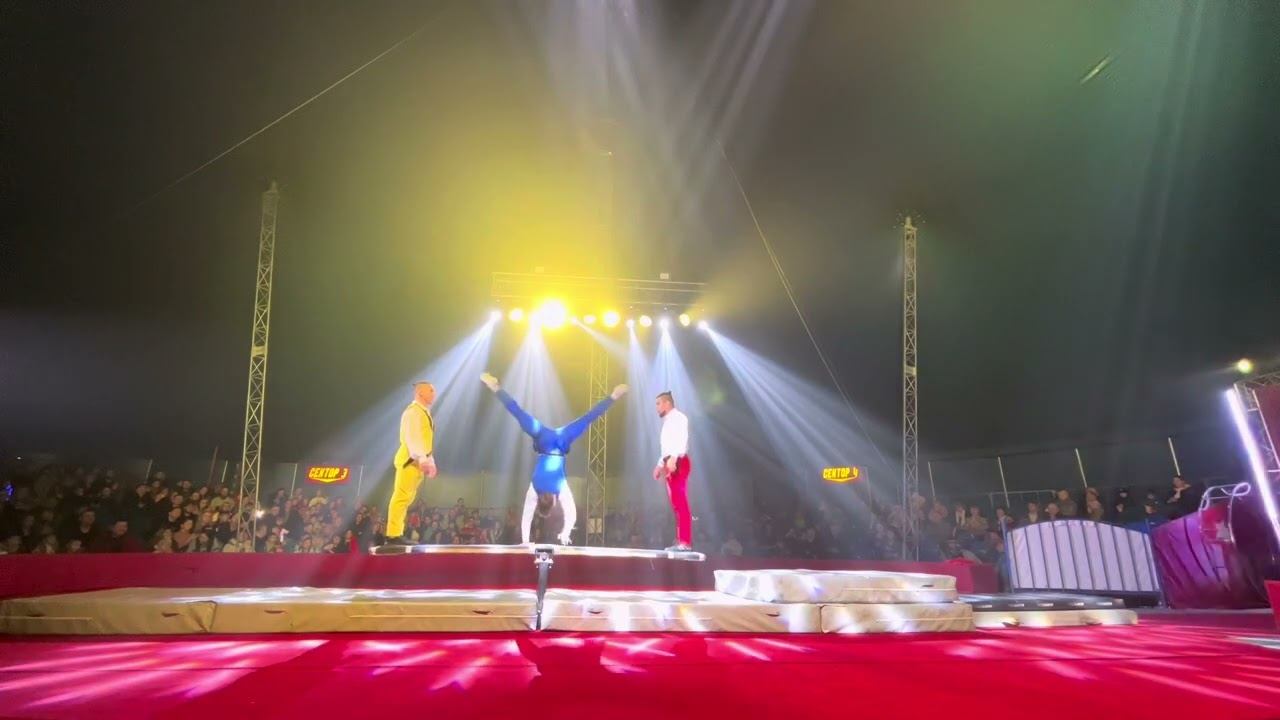 Christmas 2024, teeterboard, Kaliningrad, Russia, Vivat Circus