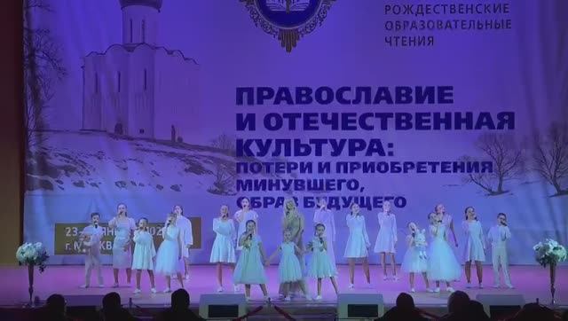 «Мама – первое слово», музыка Буржоа Жерара, слова Юрия Энтина.