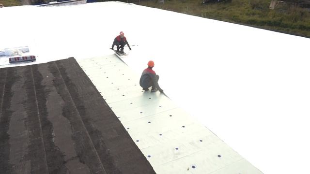 Укладка материала Ризолин на экструдированный пенополистирол. Расширенное видео.