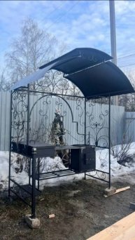 Мангал "Элит-Б" по т.84957644402 или mos-mangal.ru/?p=5744
⠀