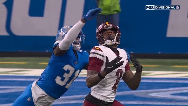 No Look Alert! Dyami makes the catch with a hand in his face to get into the red zone