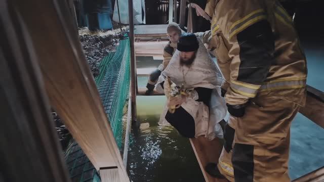 Крещение Господне в Звездном. 2025