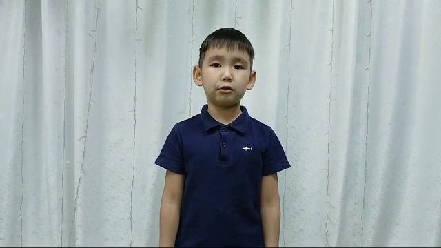 Васильев Арсений, 6 лет.  Василий Васильевич Ушницкай - Сэки "Автобуска"
