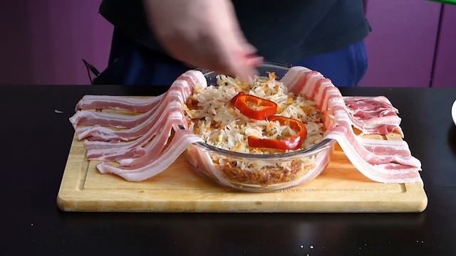 МЯСНАЯ ЗАПЕКАНКА с картофелем под сыром. Запек в духовке то, что нашел в холодильнике. БОМБА-РЕЦЕПТ.