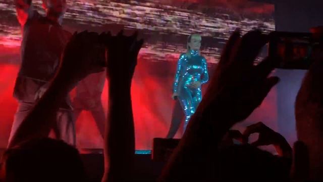 Rita Ora - Lonely Together (Avicii) (The Girls Tour)@ Trix (Antwerp), Belgium, 22/05/2018