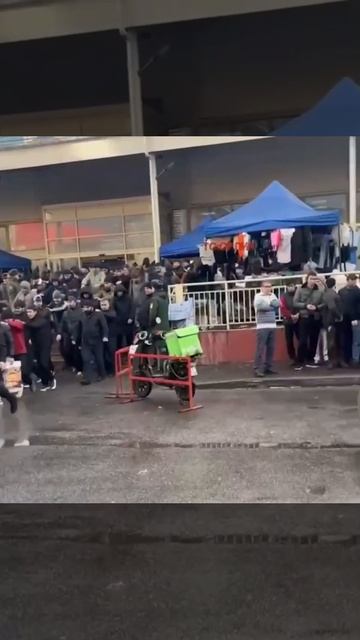 В Москве в ТЦ «Принц Плаза» снова масштабный рейд по нелегалам !!!
