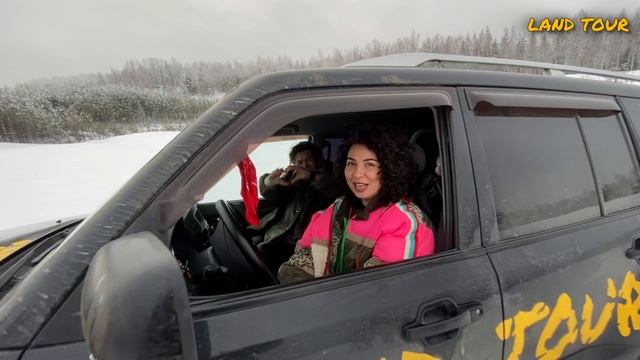Новогодний корпоратив под ключ на внедорожниках.