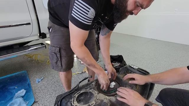Fleece Lift Pump Install LML Duramax #uintagarage #Duramax #LML