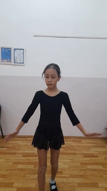 на танцах первая часть