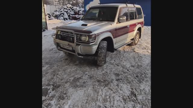 Mitsubishi Pejero 2 1995 года выпуска. Обзор классика дошедшего до нас в очень приличном состоянии.