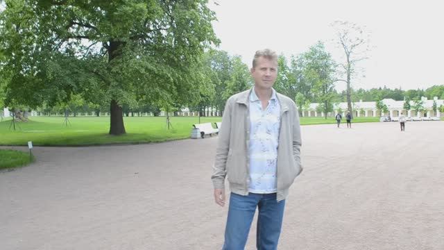Приехали в Ораниенбаум,лето)