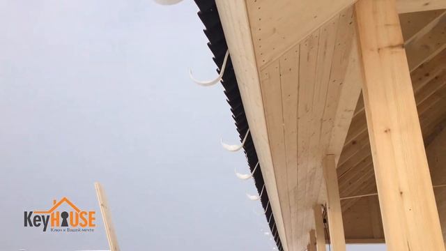 Строительство каркасного дома 6 на 8. День 17. Устанавливаем кровлю Ондулин.
