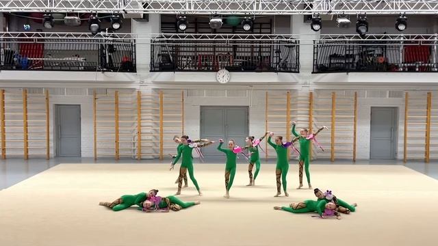 1000061675.mp4