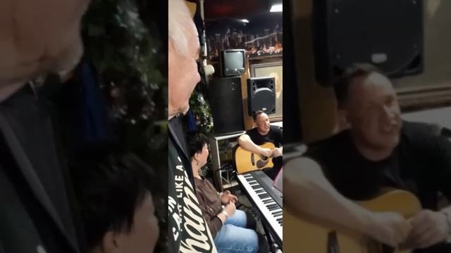 1000030905.mp4