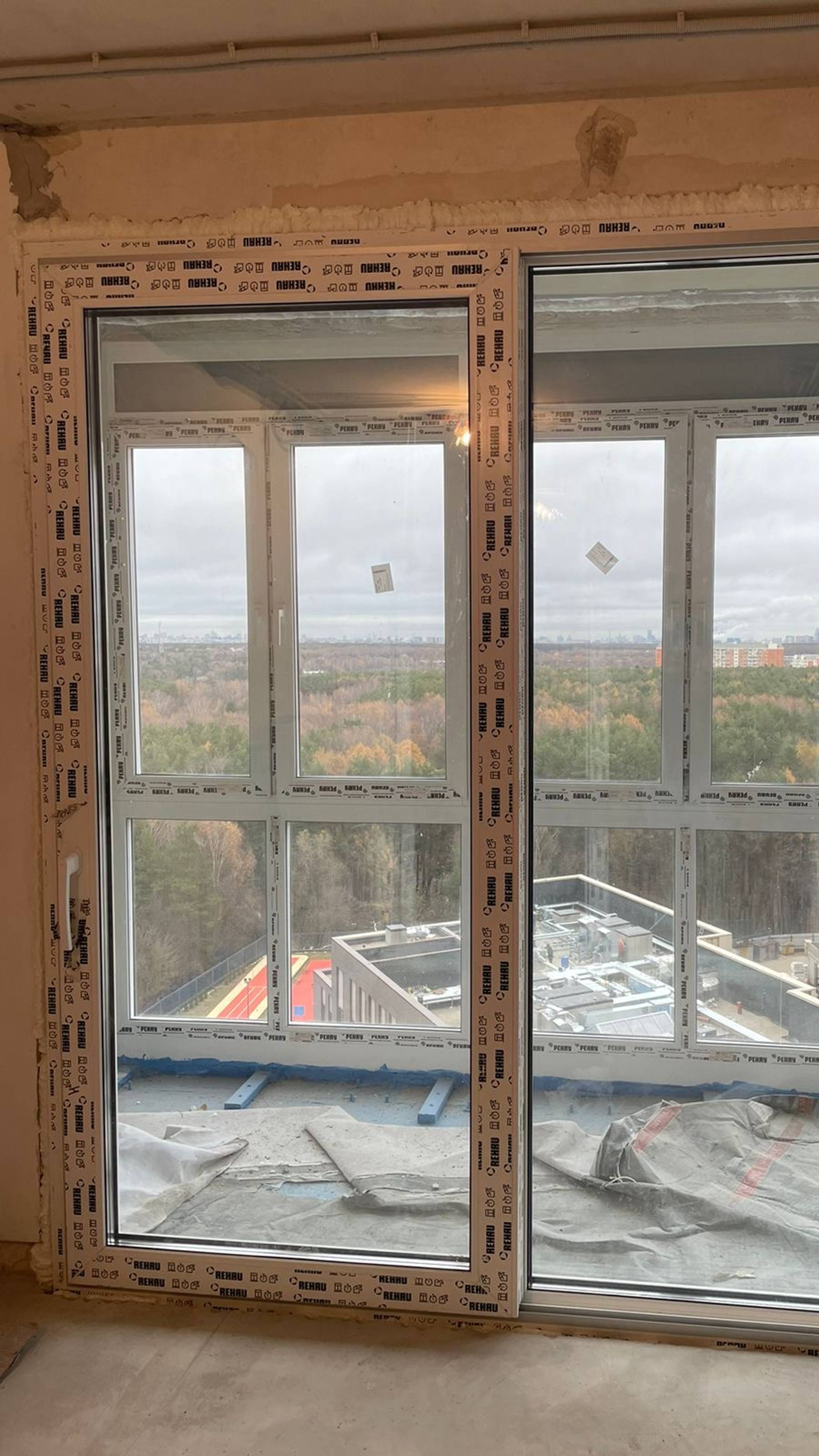 Параллельно-раздвижная система Intelio Slide РЕХАУ