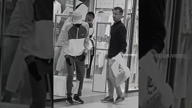 помогите донести🤣