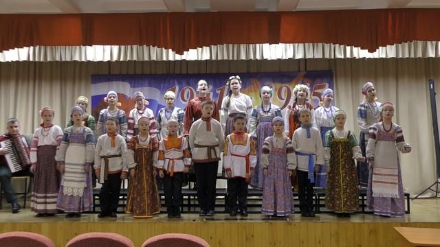 Детский ансамбль народной песни "НАПЕВ" - "О России". "То не луковка"