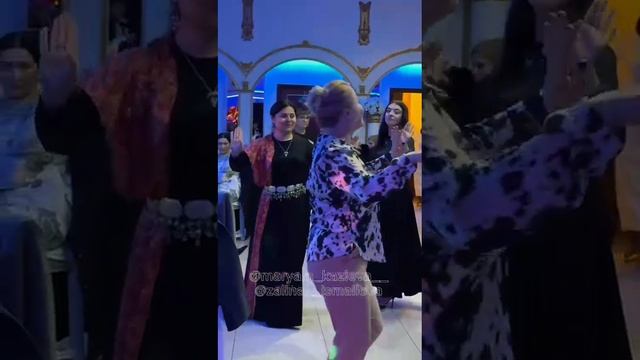 Марьям Казиева и Залина Исмаилова 👍 « Думу явур дар» 🌹🌹🌹👍💖❤️💖