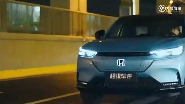 Electric Dongfeng EV Car 400km 60KWh Battery Leather Seats Cruise Control