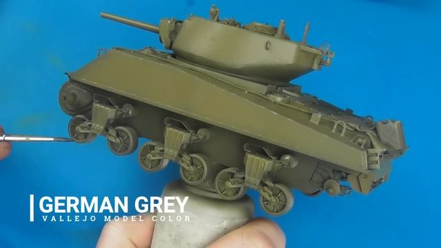 1/35 Meng Model M4A3E2 Cobra King & Dragon Model M3 Halftrack PAINTING