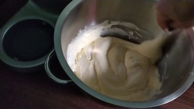 Білий бісквіт