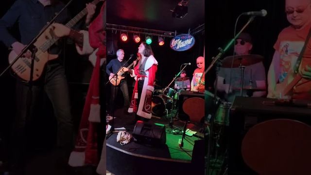 Red Heat - Psycho of Universe #live #livemusic #shorts #rock #newyear #santa #redheat #rockmusic