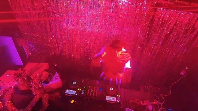 NEPRYANIK // ELECTRO PUNK // JINGLE BASS TiHO