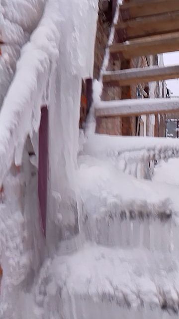 Опасные сосульки