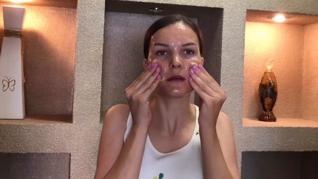 "Сияющая Красота: Отбеливающий Пилинг для Кожи"
