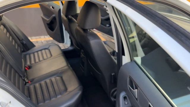 Diferenças entre interior claro e preto do Jetta Highline 2017