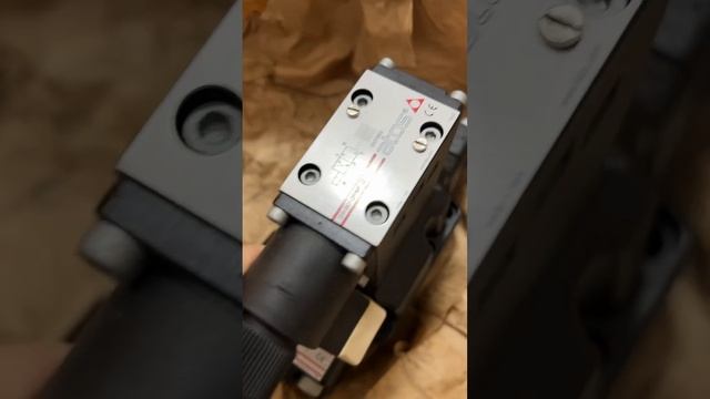 Распределитель Atos DPHI-2614Ъ/H/WP 32