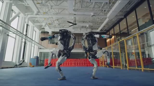Танцующие роботы Boston Dynamics