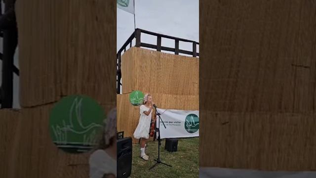 A la huella - Roza 9 años #uruguay #2024 #singer #argentina #talento #violin #talent