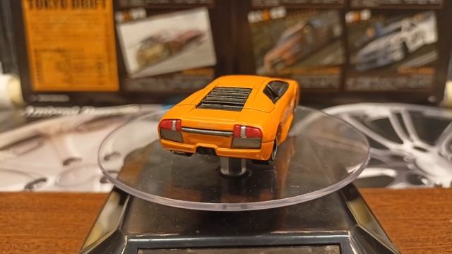 Lamborghini murcielago tomica 1:64