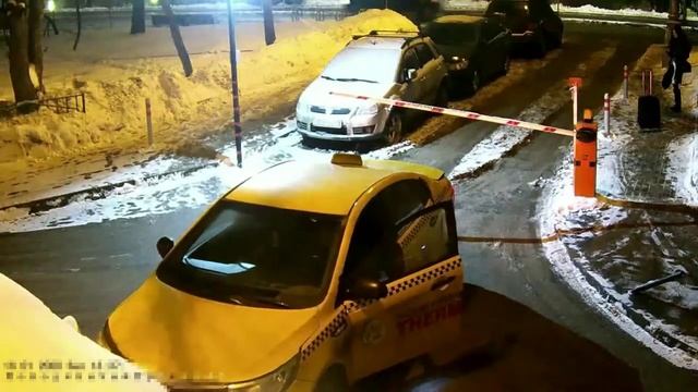 Опять ручник! Жалко таксиста(