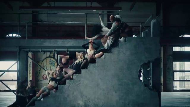 Ariana Grande - Yes, and