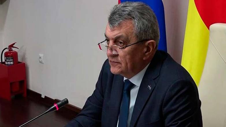 Сергей Меняйло провел еженедельное аппаратное совещание