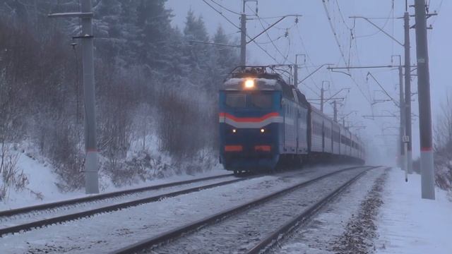 Электровоз ЧС7-069 с поездом № 226 Брест - Москва