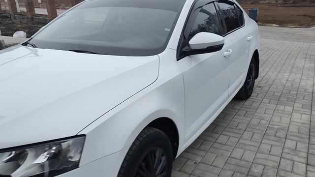 В продаже Skoda Octavia 2016 год 900т.р