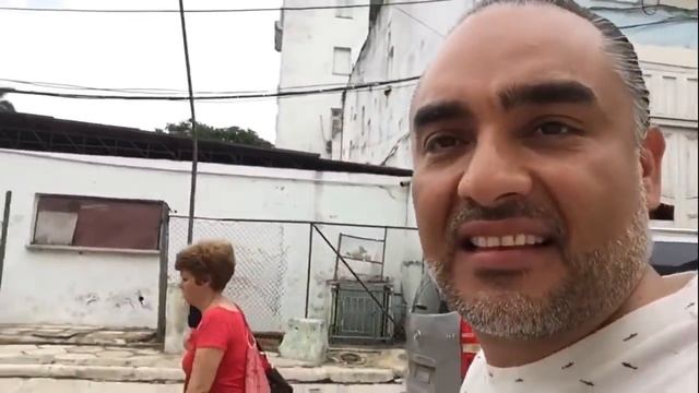 POR LOS CALLEJONES DE CUBA
