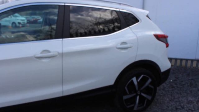 2018(18) Nissan Qashqai TEKNA DIG-T - Vic Young