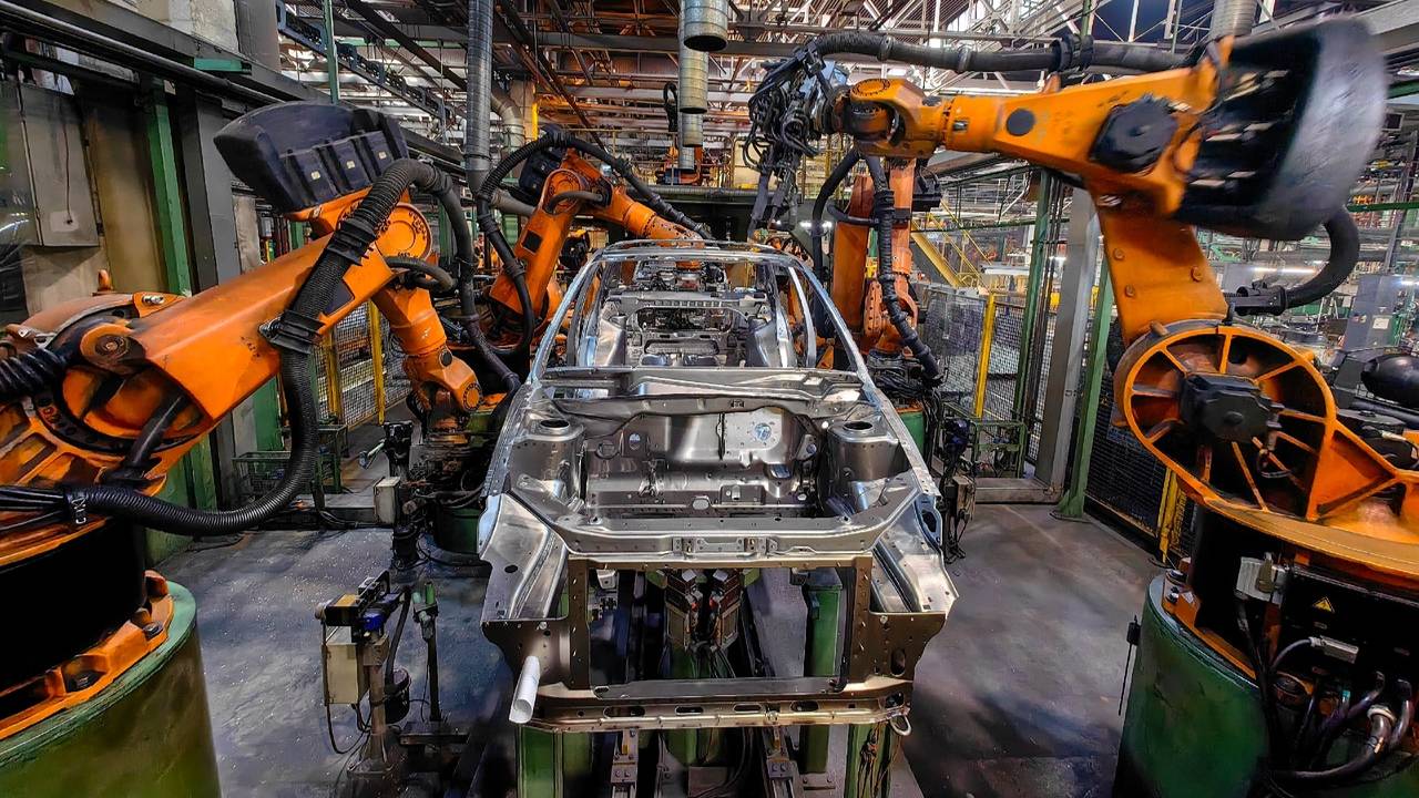 Как устроен АВТОВАЗ. Где проходит сварка кузова Lada