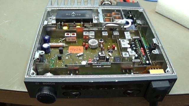 #191 Bosch KF-166 gets converted into a HAM radio for repeater use