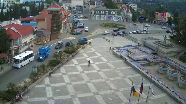 Вебкамера "Площадь Советская". Запись 26.05.2018 16:00:05