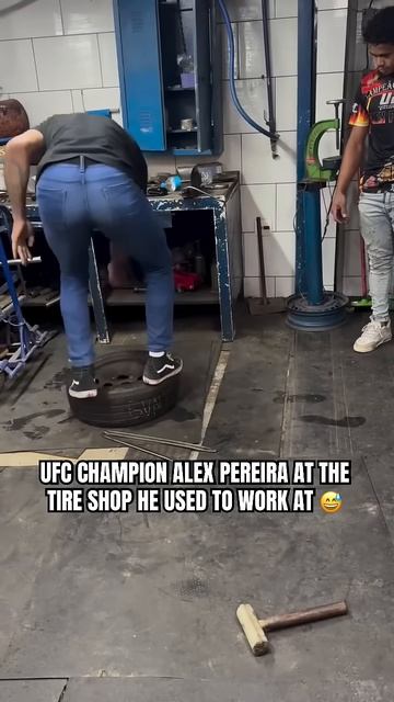 Alex Pereira immediately got to work at his old job 😂