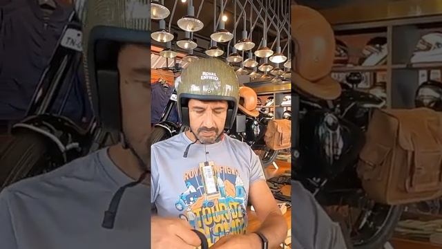 Royal Enfield - Bobber Carbon Fiber Kevlar Helmet