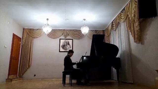 Сычев Григорий, преп. Вернигор Лариса Константиновна.