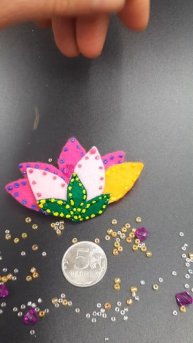 Брошь цветок теплых тонов.mp4